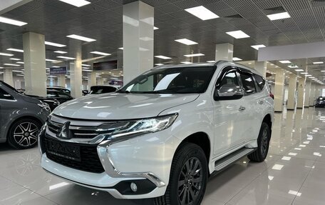 Mitsubishi Pajero Sport III рестайлинг, 2019 год, 3 296 000 рублей, 4 фотография