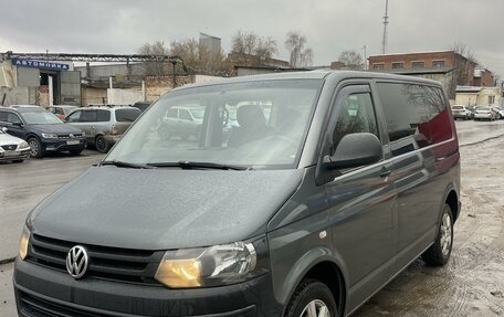 Volkswagen Caravelle T5, 2014 год, 1 850 000 рублей, 2 фотография