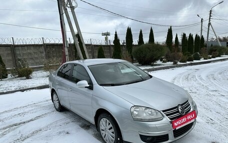 Volkswagen Jetta VI, 2010 год, 720 000 рублей, 2 фотография