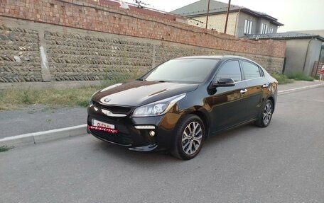 KIA Rio IV, 2017 год, 1 590 000 рублей, 2 фотография