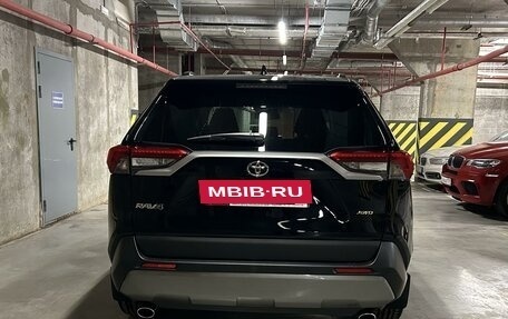 Toyota RAV4, 2021 год, 4 450 000 рублей, 6 фотография