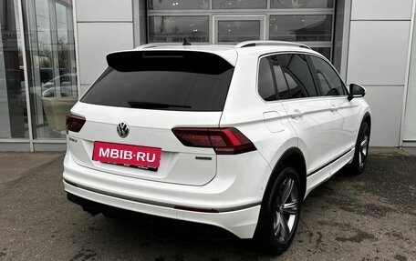 Volkswagen Tiguan II, 2018 год, 2 945 000 рублей, 5 фотография