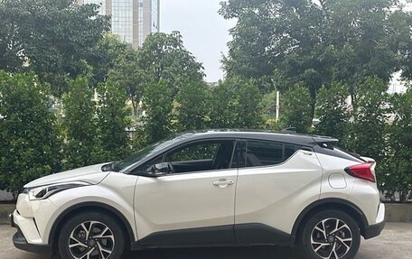 Toyota C-HR I рестайлинг, 2020 год, 2 100 222 рублей, 4 фотография