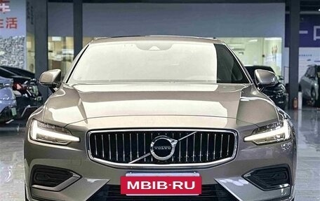 Volvo S60 III, 2020 год, 3 050 000 рублей, 2 фотография