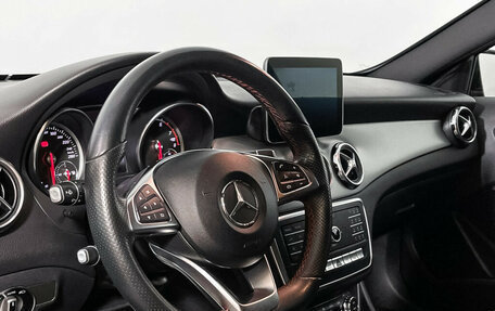 Mercedes-Benz GLA, 2017 год, 2 890 000 рублей, 13 фотография