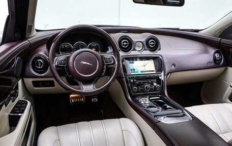 Jaguar XJ IV (X351), 2013 год, 3 630 000 рублей, 6 фотография