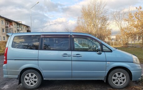 Nissan Serena II, 2002 год, 680 000 рублей, 3 фотография