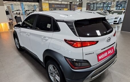 Hyundai Kona I, 2021 год, 1 725 000 рублей, 3 фотография