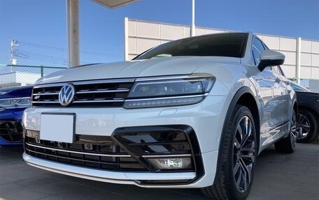 Volkswagen Tiguan II, 2020 год, 2 253 000 рублей, 3 фотография