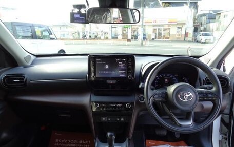 Toyota Yaris Cross, 2021 год, 1 567 000 рублей, 10 фотография