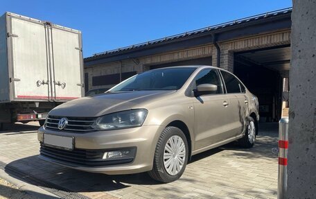 Volkswagen Polo VI (EU Market), 2015 год, 1 100 000 рублей, 1 фотография