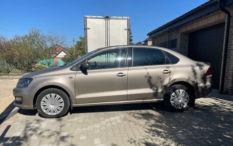 Volkswagen Polo VI (EU Market), 2015 год, 1 100 000 рублей, 2 фотография