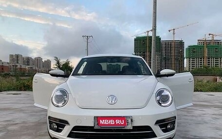 Volkswagen Beetle, 2014 год, 970 000 рублей, 4 фотография