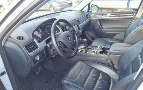 Volkswagen Touareg III, 2014 год, 2 700 000 рублей, 6 фотография