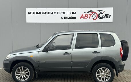 Chevrolet Niva I рестайлинг, 2010 год, 525 000 рублей, 4 фотография