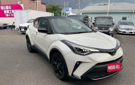 Toyota C-HR I рестайлинг, 2021 год, 2 272 000 рублей, 4 фотография