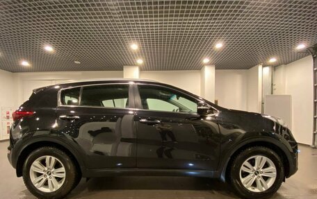 KIA Sportage IV рестайлинг, 2017 год, 2 010 000 рублей, 2 фотография