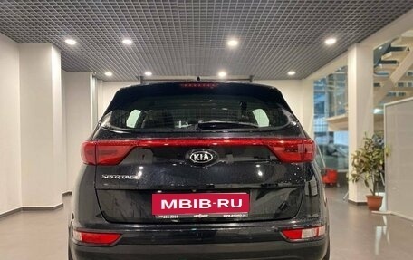 KIA Sportage IV рестайлинг, 2017 год, 2 010 000 рублей, 4 фотография