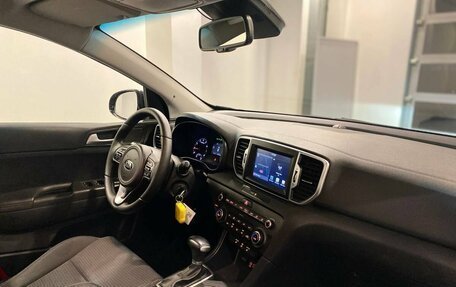 KIA Sportage IV рестайлинг, 2017 год, 2 010 000 рублей, 12 фотография