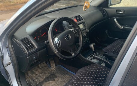 Honda Accord VII рестайлинг, 2003 год, 850 000 рублей, 4 фотография