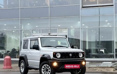 Suzuki Jimny, 2021 год, 2 990 000 рублей, 4 фотография