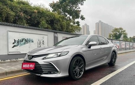 Toyota Camry, 2021 год, 2 380 800 рублей, 2 фотография