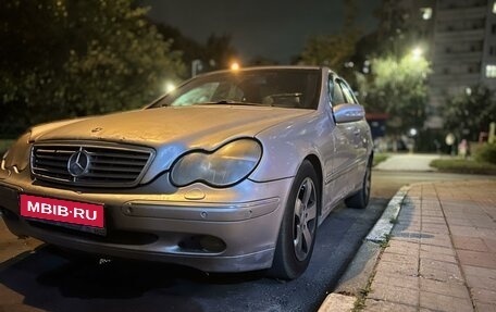 Mercedes-Benz C-Класс, 2001 год, 420 000 рублей, 1 фотография