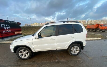 Chevrolet Niva I рестайлинг, 2015 год, 825 000 рублей, 8 фотография