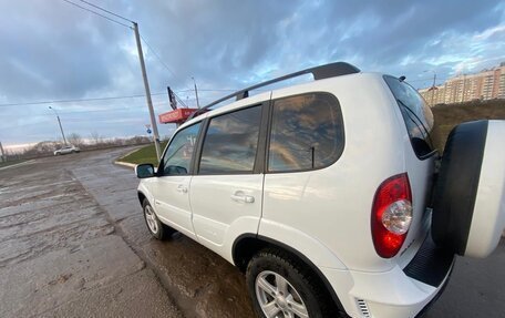 Chevrolet Niva I рестайлинг, 2015 год, 825 000 рублей, 17 фотография