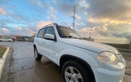 Chevrolet Niva I рестайлинг, 2015 год, 825 000 рублей, 15 фотография