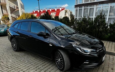 Opel Astra K, 2019 год, 1 550 000 рублей, 4 фотография