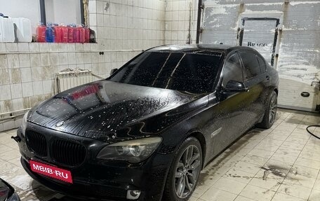 BMW 7 серия, 2012 год, 3 000 000 рублей, 1 фотография