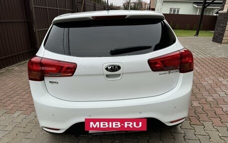 KIA Rio III рестайлинг, 2015 год, 1 330 000 рублей, 6 фотография