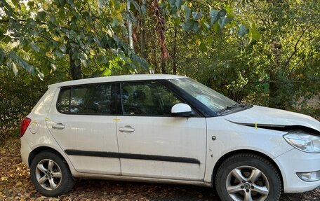 Skoda Fabia II, 2011 год, 390 000 рублей, 3 фотография