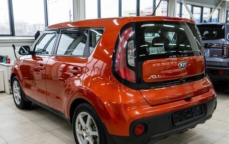 KIA Soul II рестайлинг, 2017 год, 1 679 000 рублей, 4 фотография