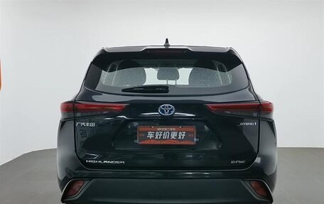 Toyota Highlander, 2022 год, 4 500 000 рублей, 2 фотография