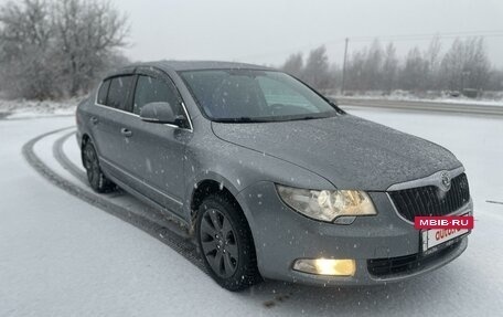 Skoda Superb III рестайлинг, 2012 год, 999 000 рублей, 3 фотография