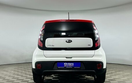 KIA Soul II рестайлинг, 2017 год, 1 749 000 рублей, 5 фотография