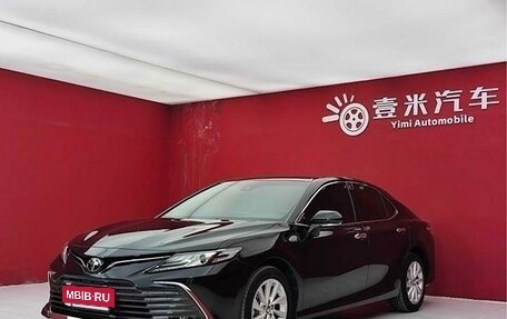 Toyota Camry, 2021 год, 2 500 000 рублей, 9 фотография