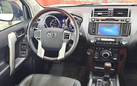 Toyota Land Cruiser Prado 150 рестайлинг 2, 2014 год, 4 450 000 рублей, 6 фотография