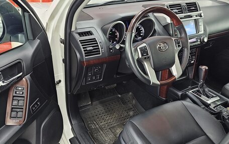 Toyota Land Cruiser Prado 150 рестайлинг 2, 2014 год, 4 450 000 рублей, 3 фотография