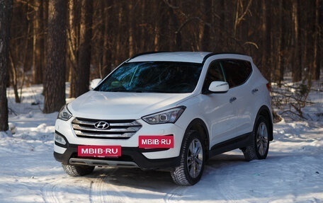 Hyundai Santa Fe III рестайлинг, 2012 год, 2 000 000 рублей, 3 фотография