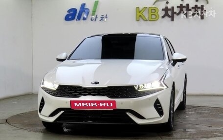 KIA K5, 2020 год, 3 000 000 рублей, 2 фотография