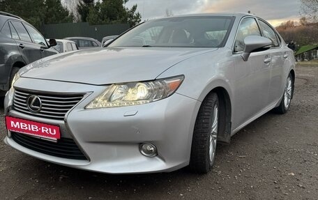 Lexus ES VII, 2013 год, 2 300 000 рублей, 13 фотография