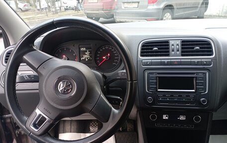 Volkswagen Polo VI (EU Market), 2015 год, 1 050 000 рублей, 2 фотография