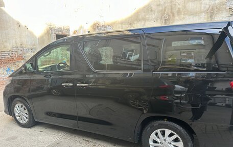 Toyota Alphard III, 2012 год, 3 200 000 рублей, 6 фотография