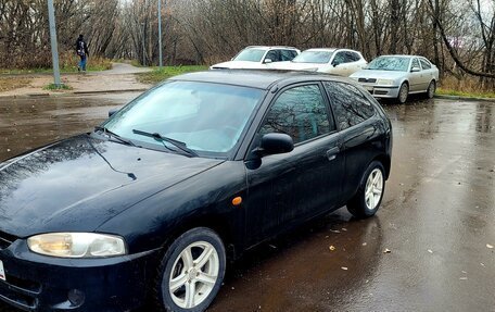 Mitsubishi Colt VI рестайлинг, 1998 год, 250 000 рублей, 2 фотография