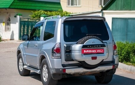 Mitsubishi Pajero IV, 2007 год, 1 650 000 рублей, 4 фотография