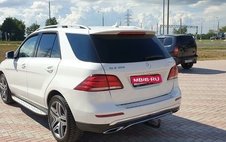 Mercedes-Benz GLE, 2017 год, 5 800 000 рублей, 28 фотография