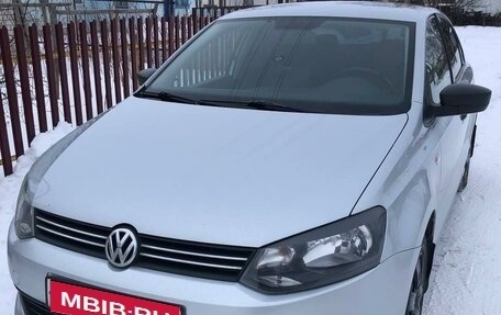 Volkswagen Polo VI (EU Market), 2013 год, 864 000 рублей, 1 фотография